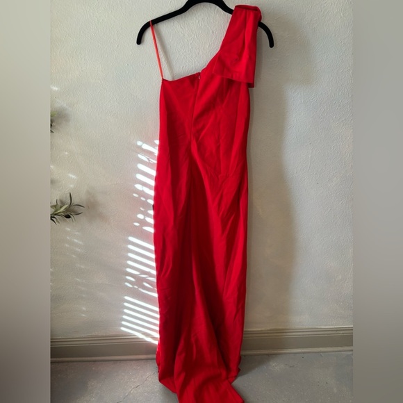 Red Mac Dugal Gown - Picture 6 of 7